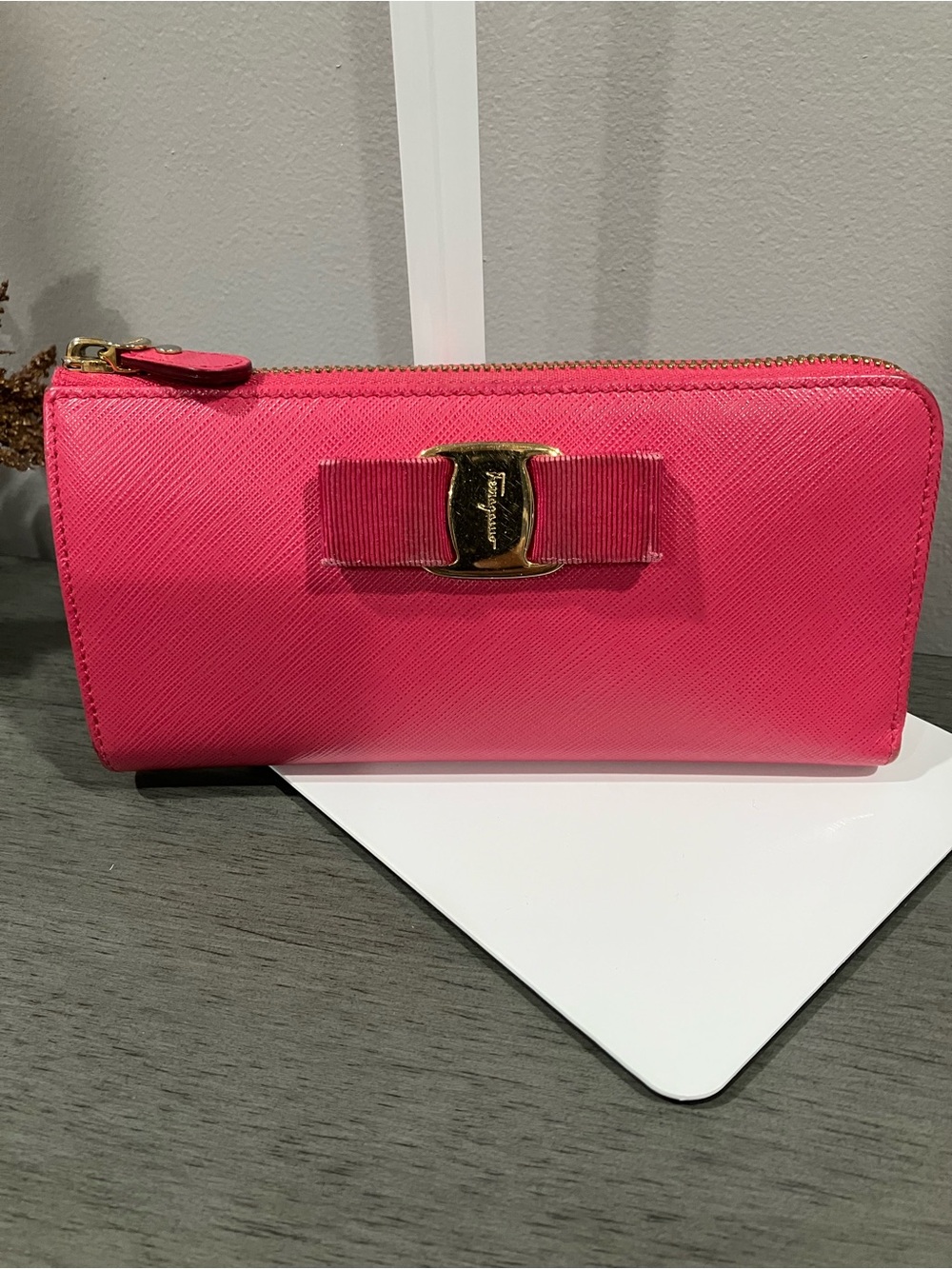 Salvatore Ferragamo Authentic Pink Bow Zip-Around Wallet